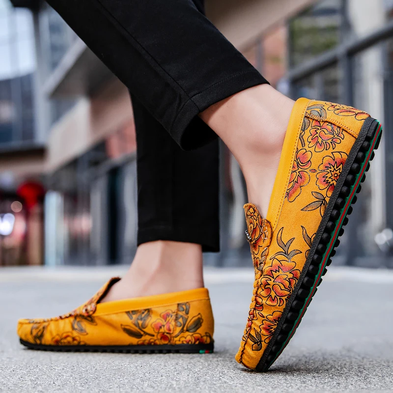 Loafers en cuir avec fleurs