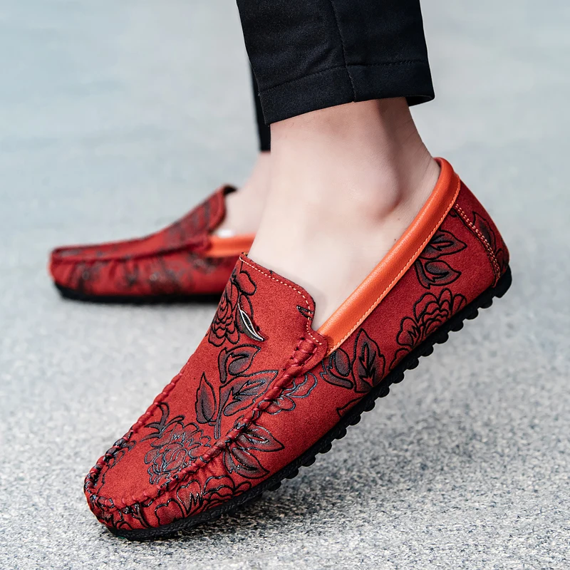 Loafers en cuir avec fleurs