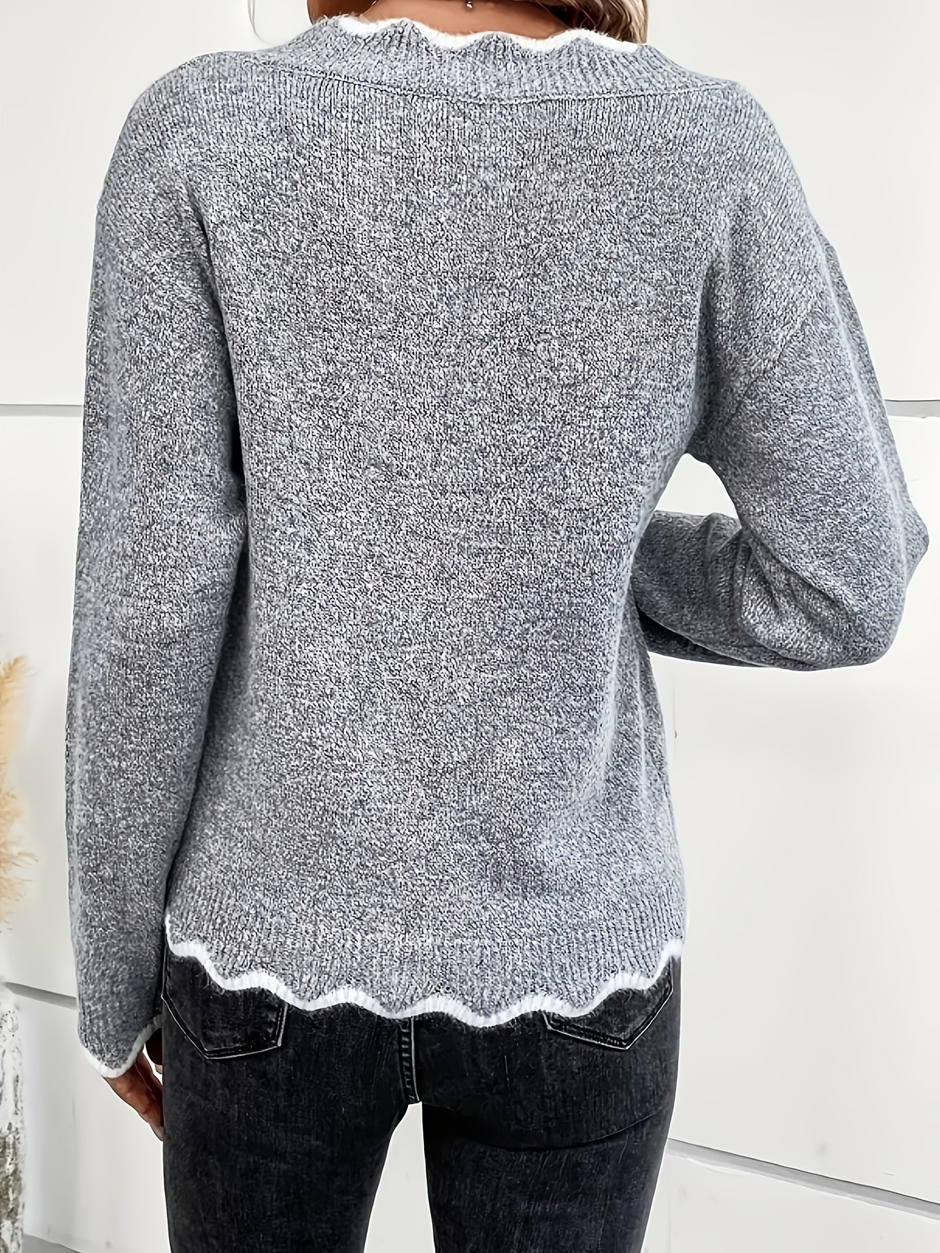 Éline™ | Pull Col V Festonné