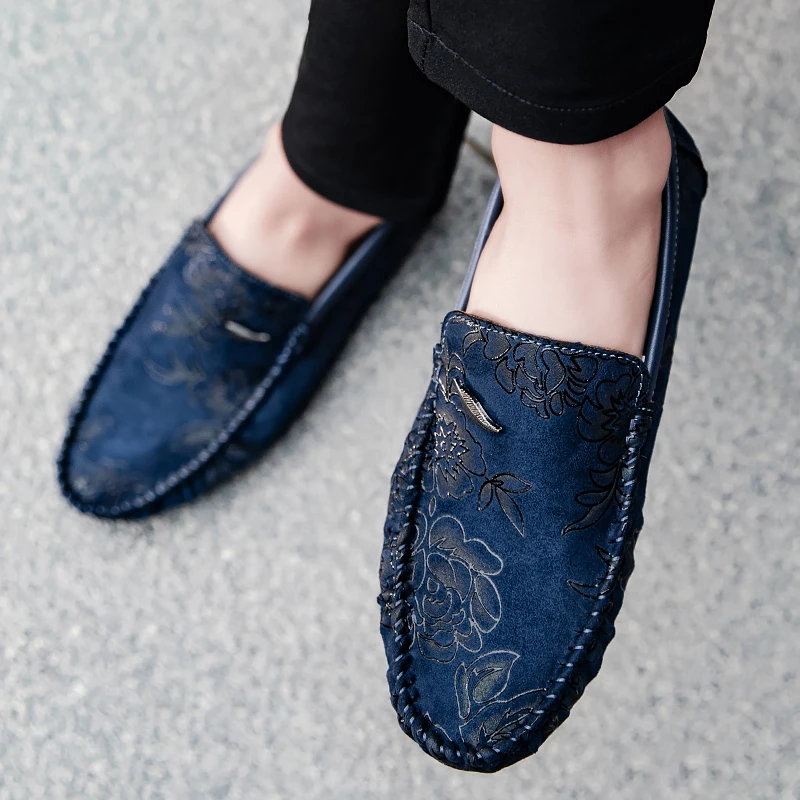 Loafers en cuir avec fleurs